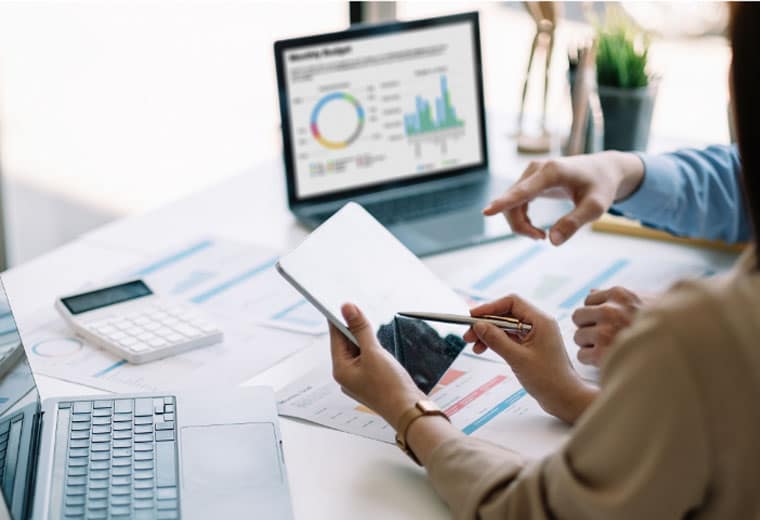 Analytics-And- Reporting